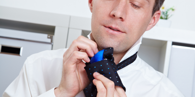 How to tie a tie? Step-by-Step guide for various knots Fashion Men's tie