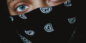 How to wear a bandana? Stylish ideas and practical uses Fashion Bandana