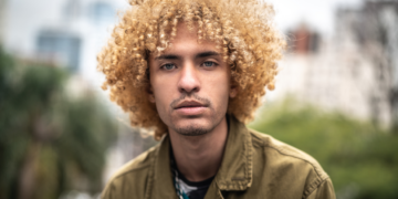Curly hair men: The ultimate guide to managing and styling Beauty Men with curly hair