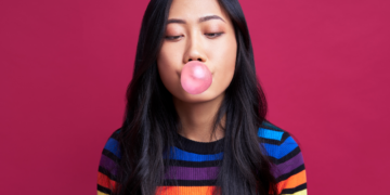 Fashionable fitness myths: Does chewing gum burn calories? Health and Fitness Does chewing gum burn calories?